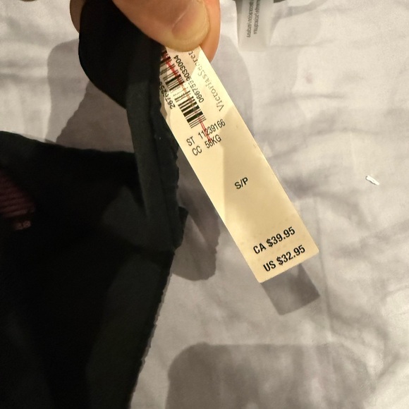 Victoria's Secret Tropical Floral Underwire Bikini Top with Black Bottoms small - Picture 5 of 5